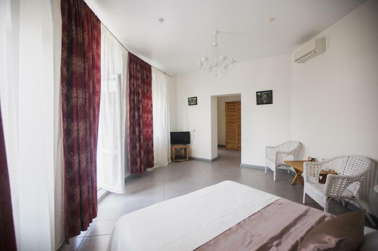 HELIOPARK Gora Bagrata Hotel Sukhumi Exterior foto